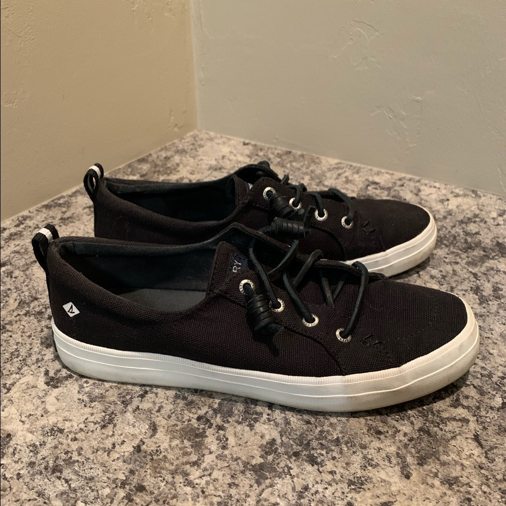 Sperry canvas slip-on’s